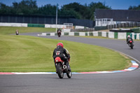 Vintage-motorcycle-club;eventdigitalimages;mallory-park;mallory-park-trackday-photographs;no-limits-trackdays;peter-wileman-photography;trackday-digital-images;trackday-photos;vmcc-festival-1000-bikes-photographs